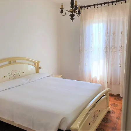 Hotel Madonna Di Luciago 2*