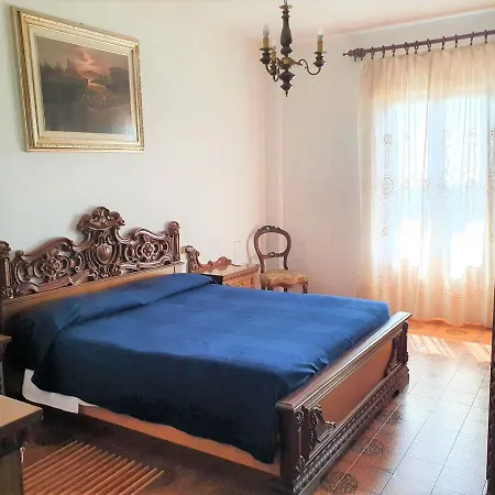 Madonna Di Luciago 2*