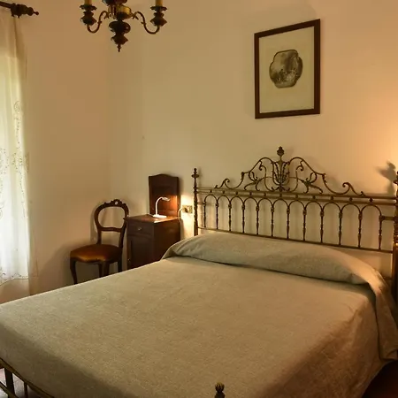 Madonna Di Luciago Hotel