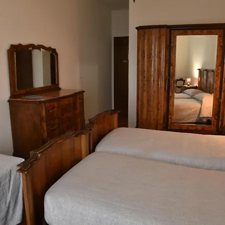 Hotel Madonna Di Luciago 2*