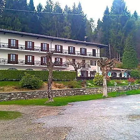 Madonna Di Luciago 2*