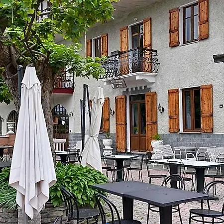 Madonna Di Luciago Hotel Armeno