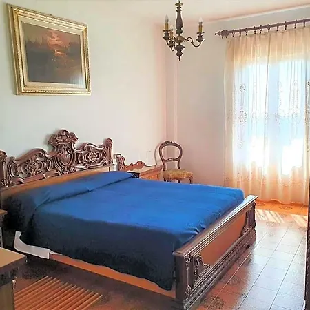Hotel Madonna Di Luciago 2*