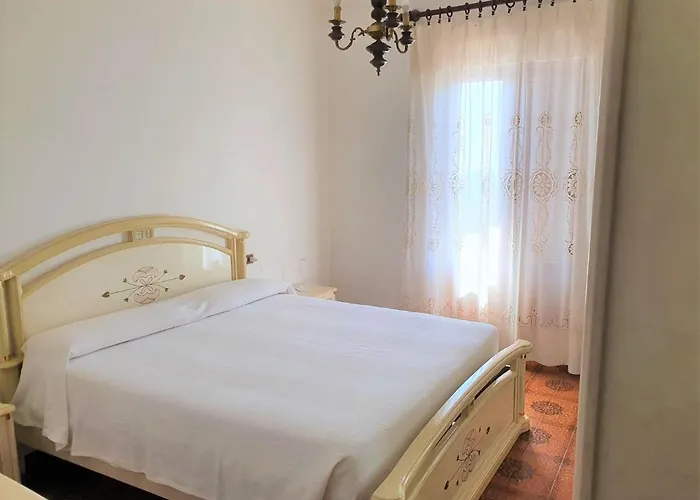 Hotel Madonna Di Luciago 2*