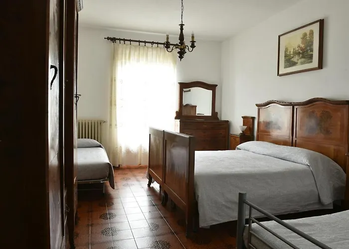 Madonna Di Luciago Hotel 2*