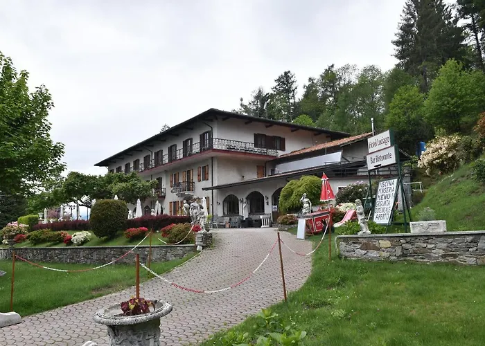 Madonna Di Luciago Hotel 2*